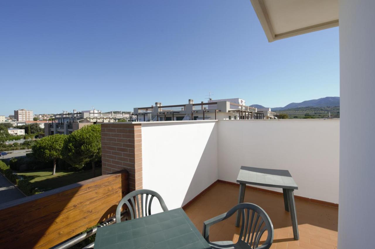 Le Residenze Di Santa Costanza - Mirto/Corbezzolo Aparthotel San Vincenzo Exterior photo